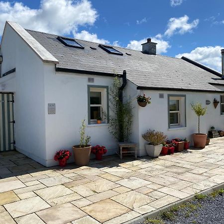 בארנה Galway Coast Cottages מראה חיצוני תמונה