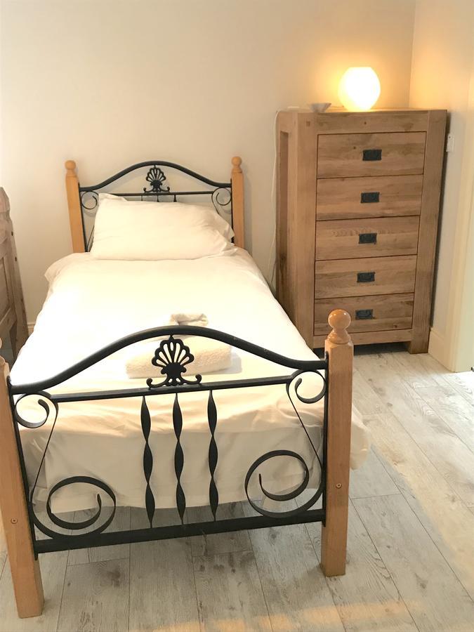 בארנה Galway Coast Cottages מראה חיצוני תמונה